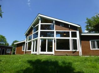 420 Ridge Rd, Lansing, NY 14882