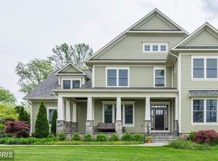 1108 Raymond Ave, Mc Lean, VA 22101