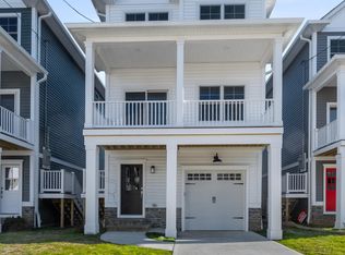 53 Miller St, Highlands, NJ 07732
