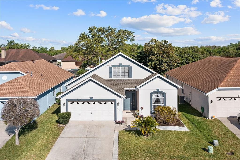 1056 Royal Saint George Dr