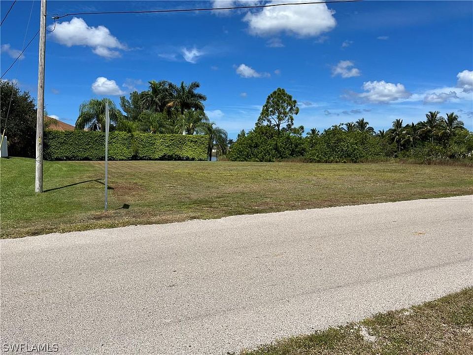 2nd image of 2504 El Dorado Blvd N
