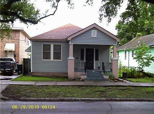 2nd image of 2415 Saint Bernard Ave