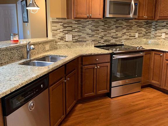 4th image of 4182 Colister Dr