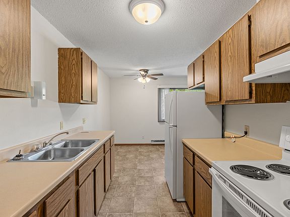 3rd image of 816 W Laurel St #518-202