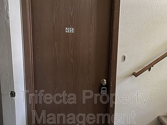 2nd image of 4951 Basswood Dr