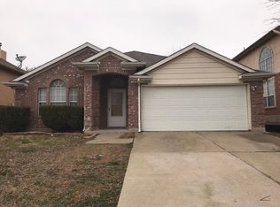 1122 Cavalcade Dr, Grand Prairie, TX 75052