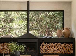 27543 W Shore Rd, Lake Arrowhead, CA 92352