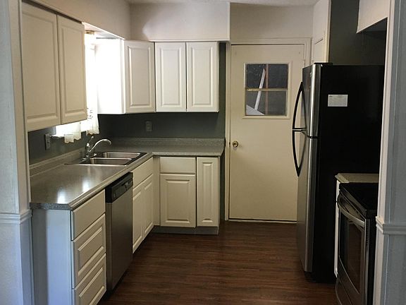 2nd image of 2643 Luau Cir