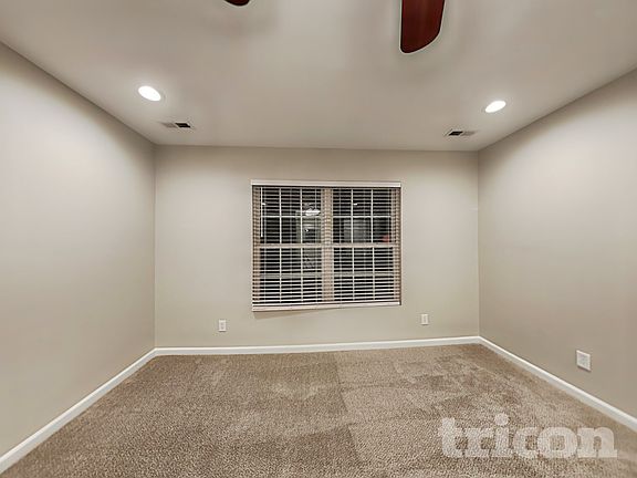 4th image of 254 Riverrun Dr