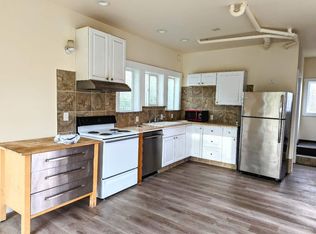 100 N 101st St UNIT B, Seattle, WA 98133