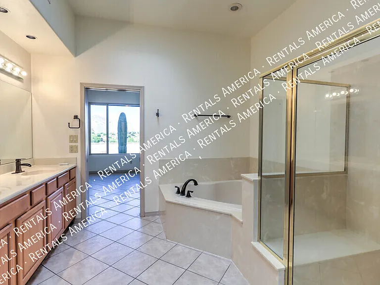 5032 N Valley Shadows Pl — Photo 17