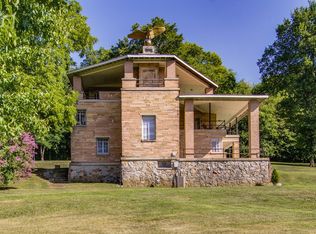 1642 N Main St, Columbia, TN 38401