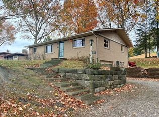 185 Wabash Ave NW, New Philadelphia, OH 44663
