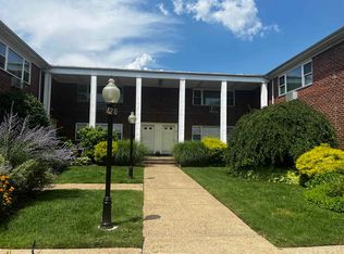 420 Sheridan Pl, Fairview, NJ 07022