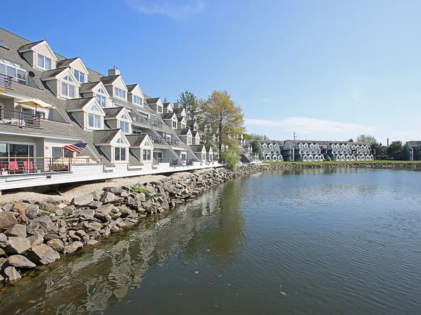 312 Popes Island Road #312, Milford, CT 06461