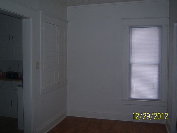 3rd image of 2211 Chapin St