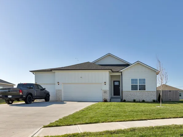 6307 Kyla Cir, Bellevue, NE 68157
