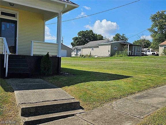3rd image of 908 Federal Ave