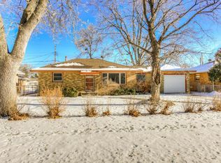 5932 Hampshire Ave N, Crystal, MN 55428