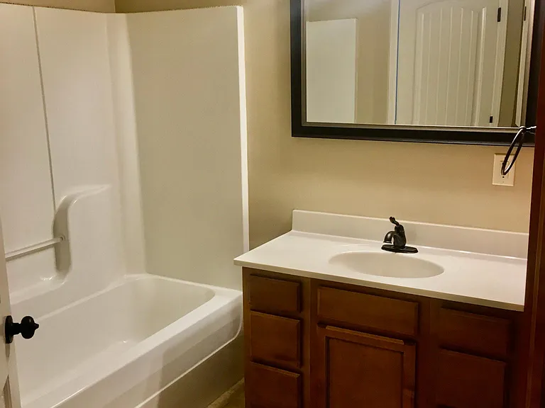 395 Arbor Cir — Photo 6