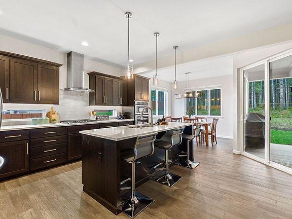 4th image of 4725 Plover St NE