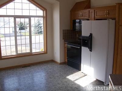 3rd image of 4629 Impatiens Ct N