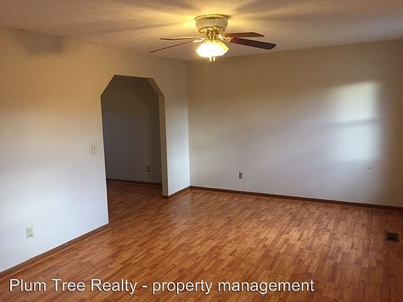 3rd image of 6241 Lindsey Ct