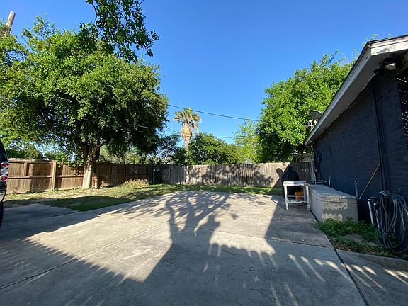 Private Backyard