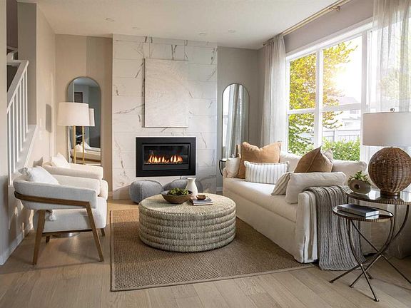 3rd image of 547 N Mercado Ave SE
