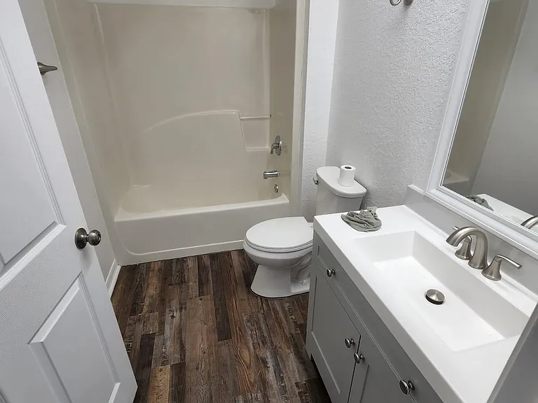 4377 Millwood Rd — Photo 9
