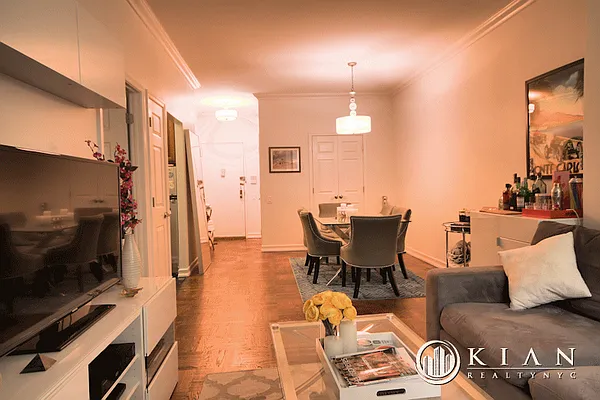 Rented by Kian Realty | media 7