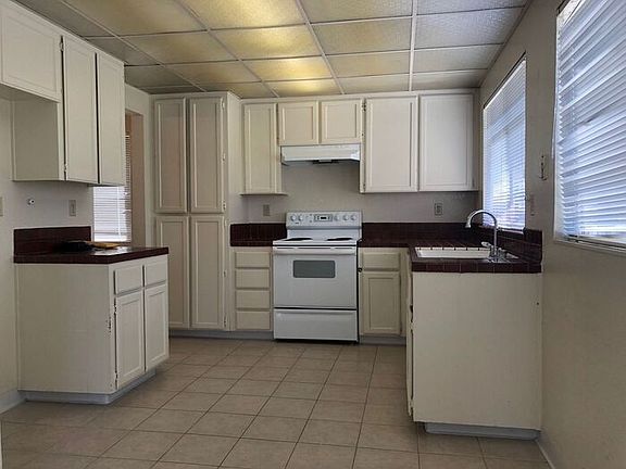 2nd image of 33848 Cassio Cir
