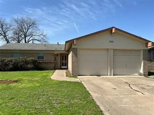 705 Colgate Ct, Garland, TX 75042