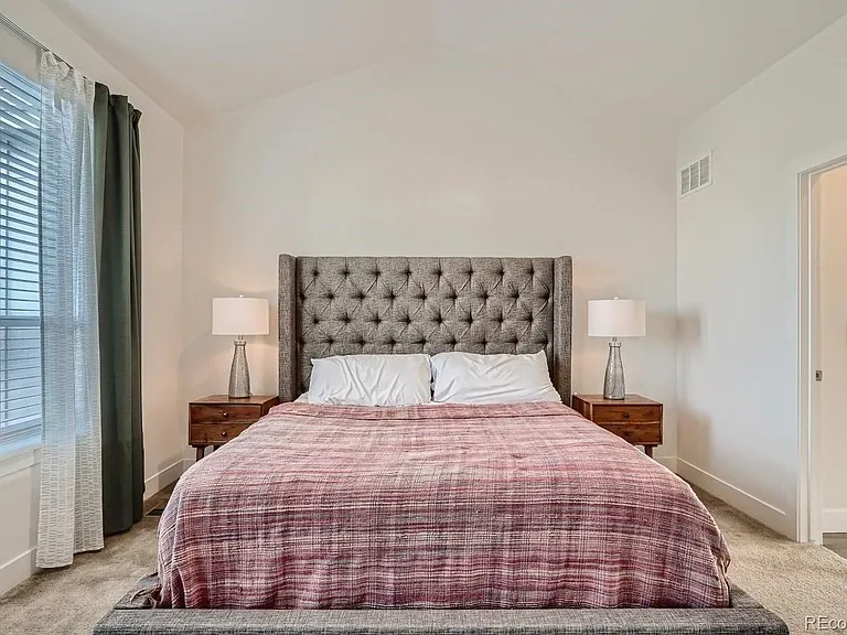 6003 N Galena St — Photo 15