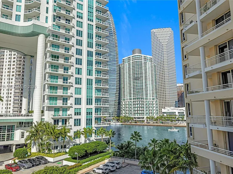 888 Brickell Key Dr #701 — Photo 7