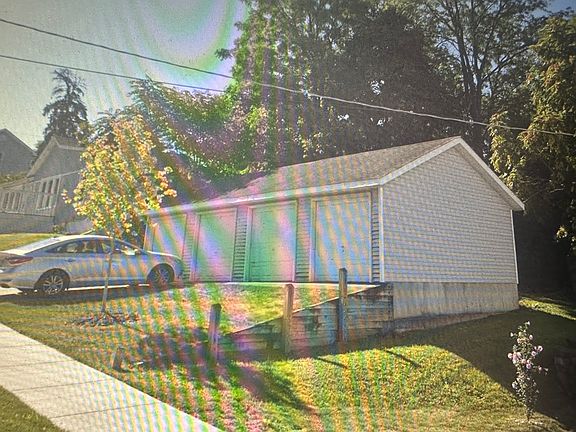 2nd image of 1604 S State St APT 3