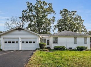 150 Florence Rd, Lowell, MA 01851