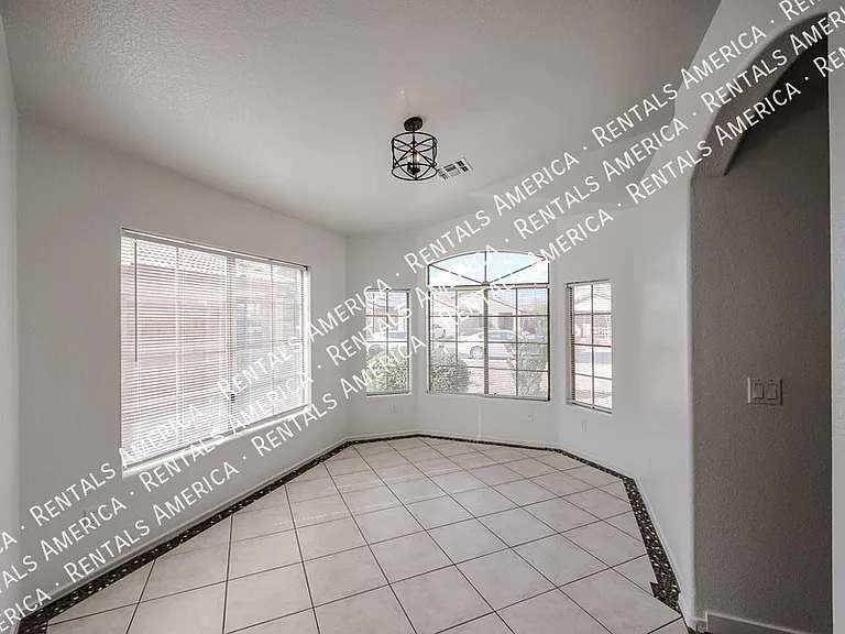 12731 W Sharon Dr — Photo 22