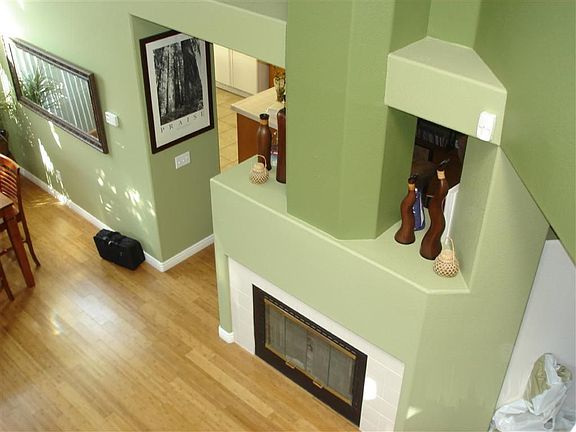 4th image of 1316 Bristol Ct