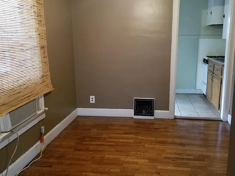 620 1/2 Highland Ave #620-1/2 — Photo 4