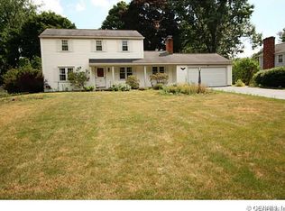 20 Duncott Rd, Fairport, NY 14450