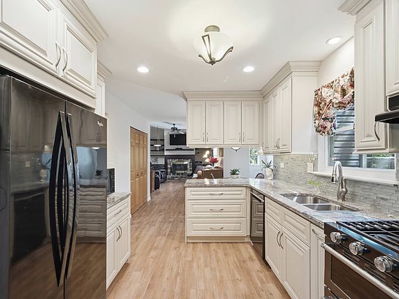 2nd image of 509 Tebay Pl