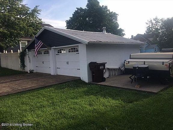 5th image of 217 W Main St