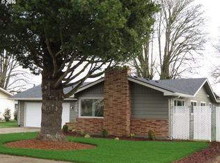 3202 1st St, Hubbard, OR 97032