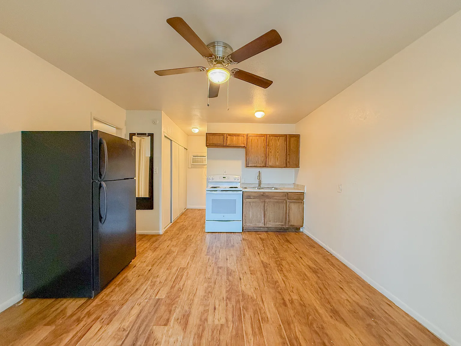 909 E Roosevelt St, Phoenix Az — Photo 4