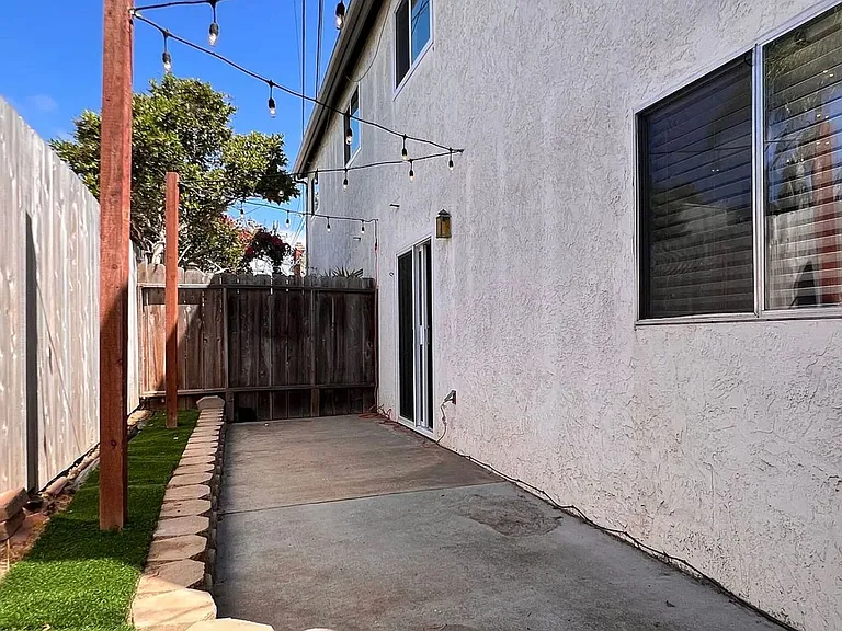 1654 Oliver Ave #5 — Photo 9