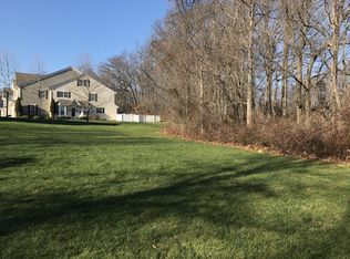 82 Brecknock Ct, Newtown, PA 18940