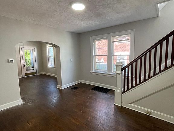 5th image of 50 E Markison Ave