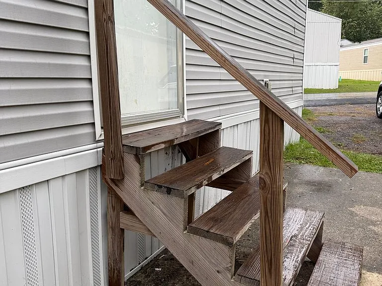 1608 Golden Springs Rd #C9 — Photo 3