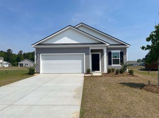 716 Huelva St, Loris, SC 29569